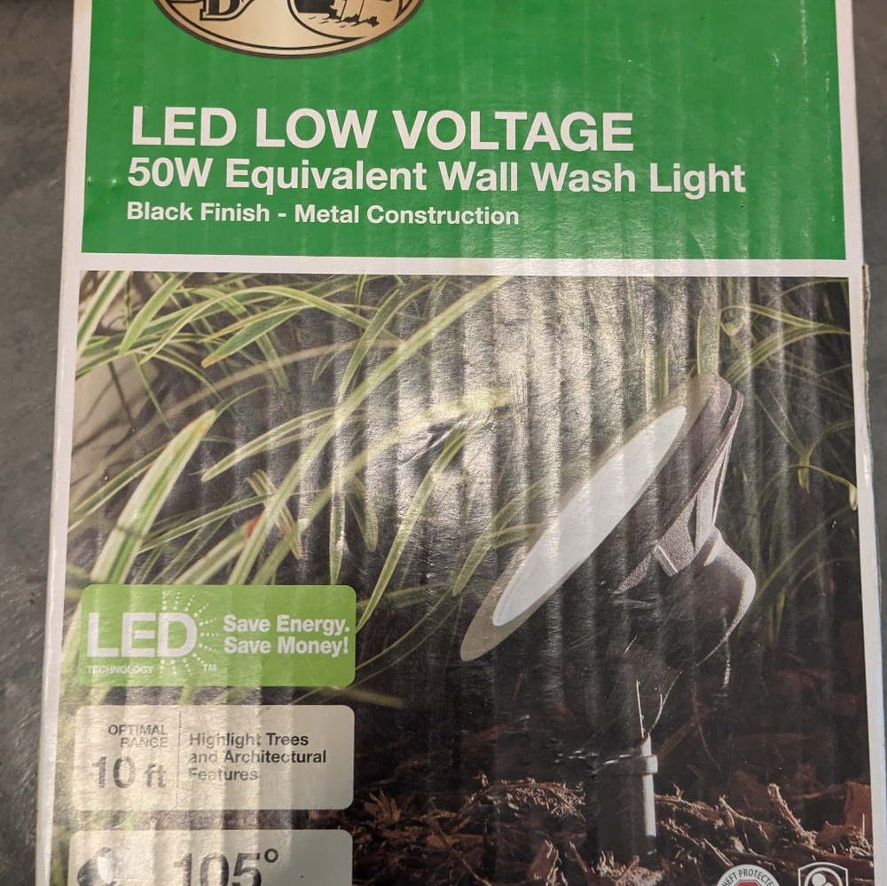 New Outdoor LED Light - Picture 2 of 2